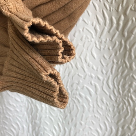 Aritzia Wilfred Tan Plunge Front Cardigan Cropped V-neck Merino Wool Sweater - Picture 6 of 12